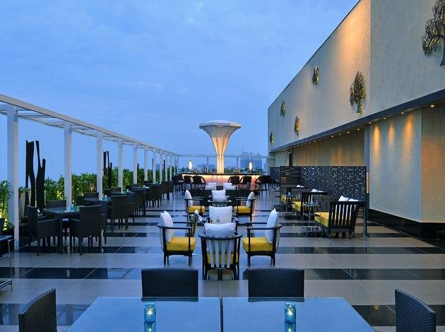 rooftop restaurant singapore