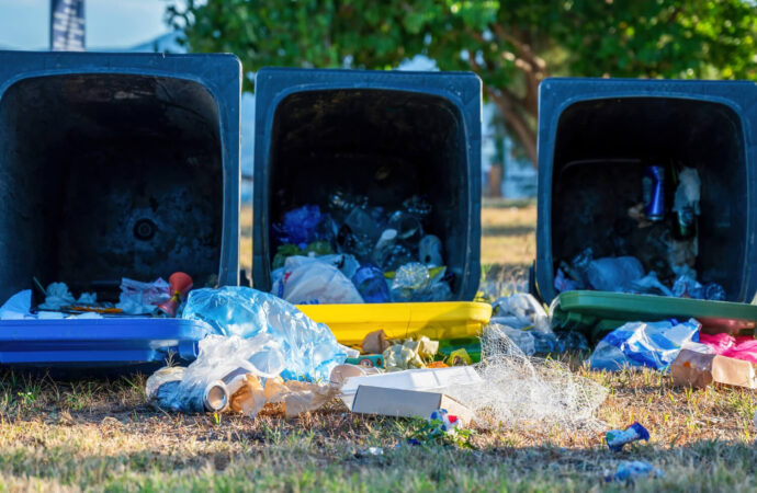 Prepare your home for new tenants with junk hauling