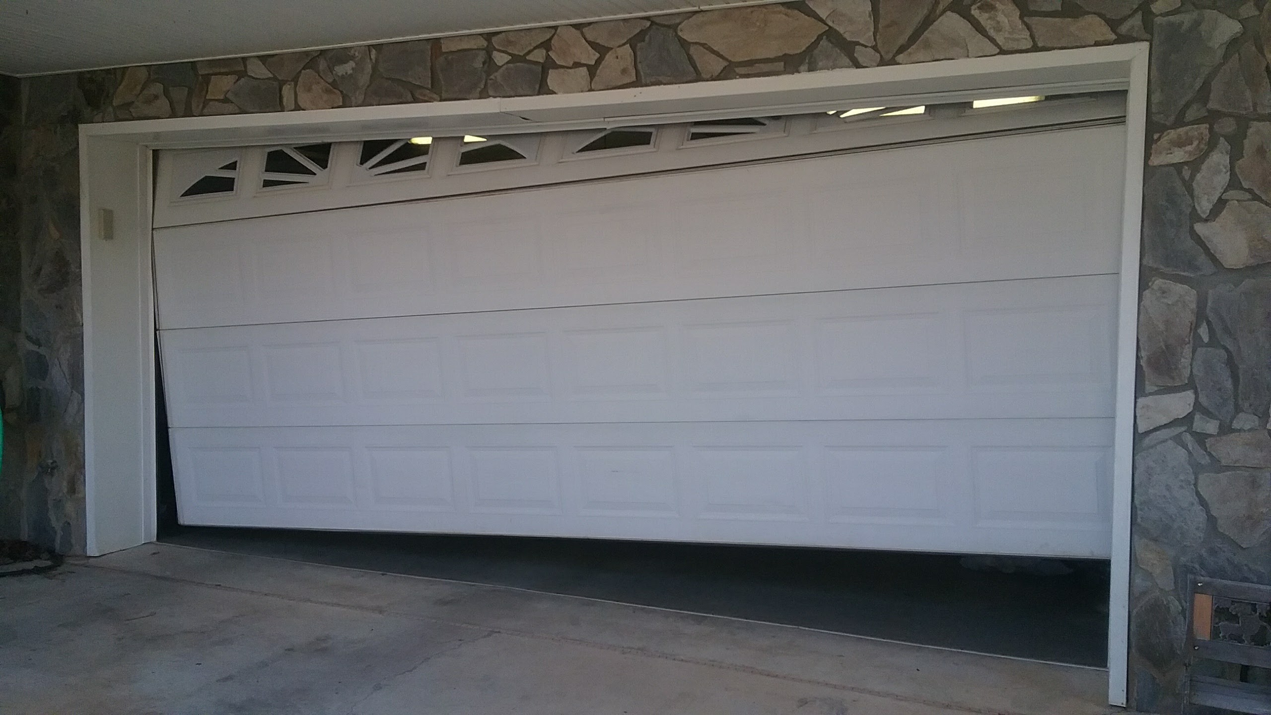 garage door repair near me